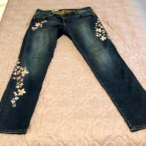 Embroidery jeans
